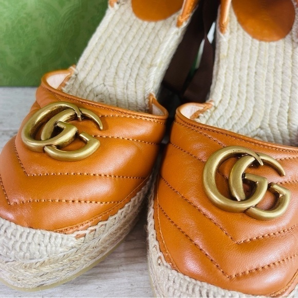 GUCCI SZ 40 Nappa Matelasse GG Marmont Ankle Wrap Espadrille Wedge Cognac - Picture 13 of 14